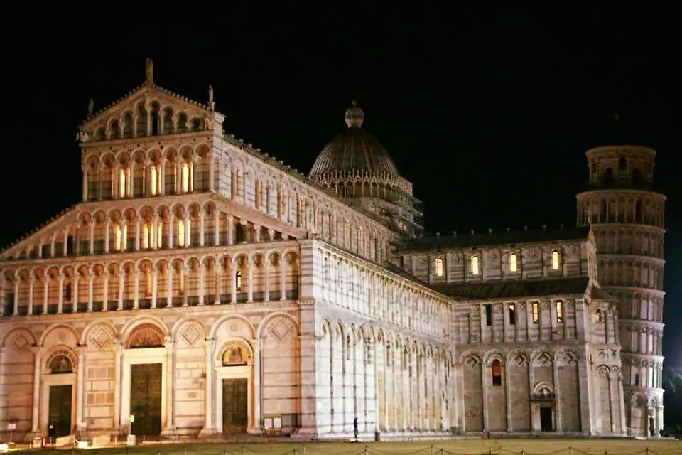 Alla Torre Con Vista Pisa